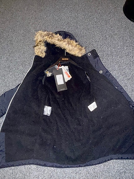 Product image 2 of 9