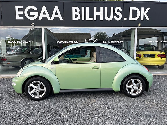 VW New Beetle