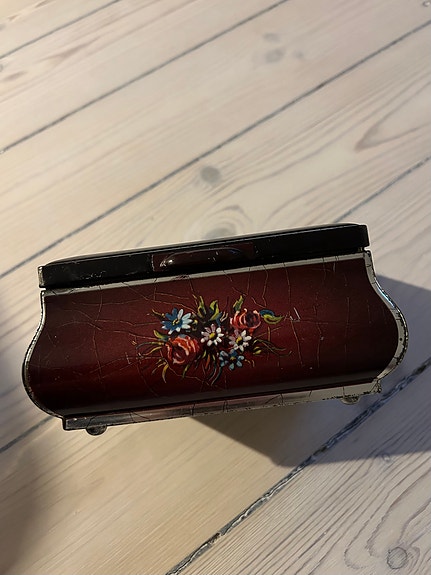 Product image 1 of 4