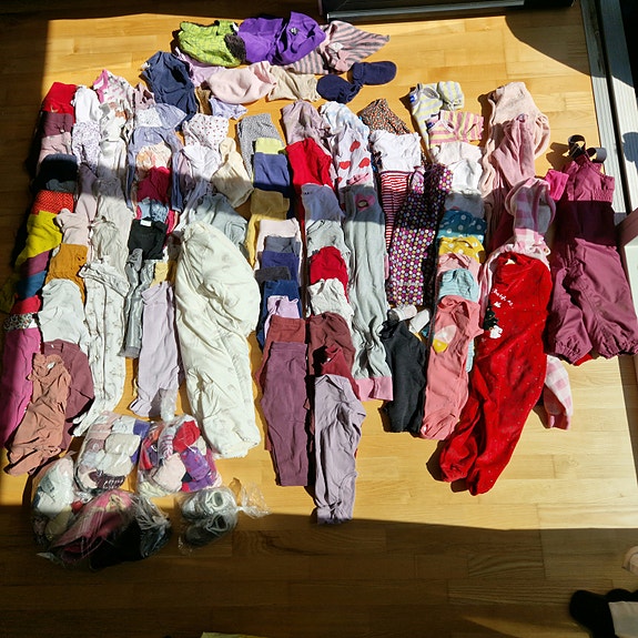 Product image 1 of 2