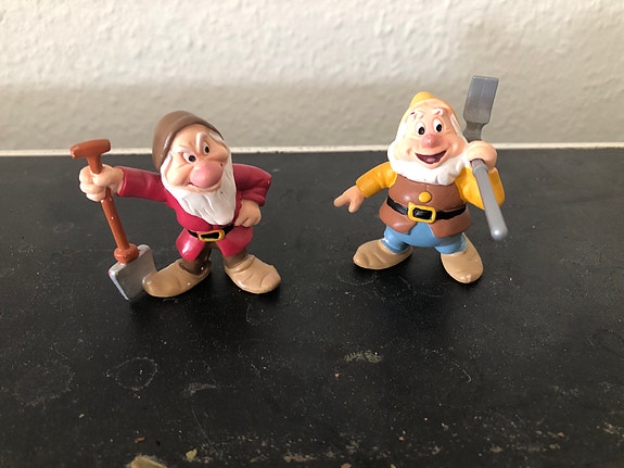 Product image 1 of 4