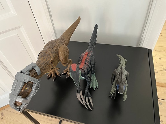 Product image 1 of 5