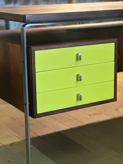 Product image 1 of 7