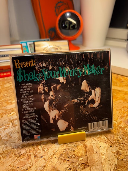 Product image 2 of 3