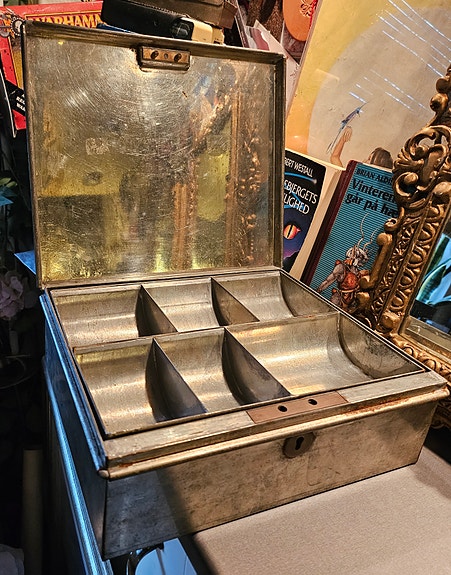 Product image 4 of 6