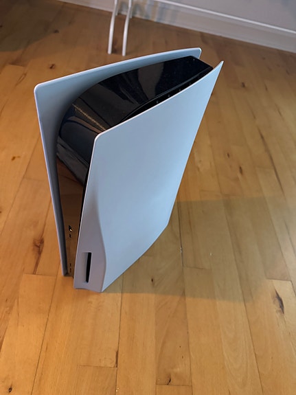 Product image 1 of 2