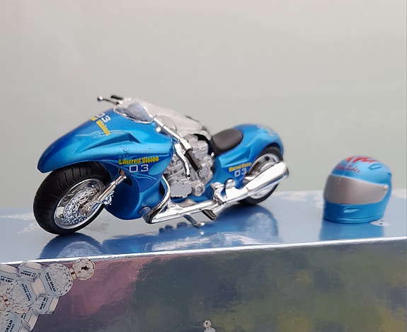 Product image 2 of 4