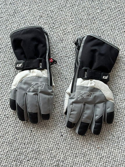 Product image 1 of 4