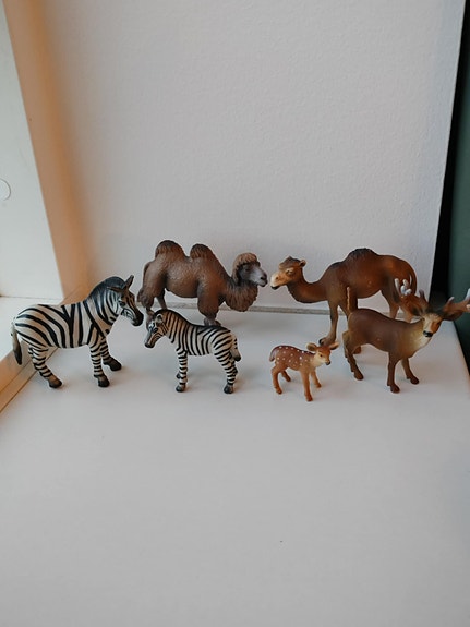 Product image 1 of 4