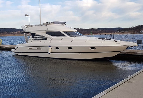 Cranchi Atlantique 40 * Meget velholdt * Stor flybridge * Bov- & hækthruster