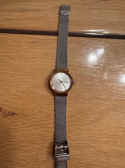 Product image 1 of 6