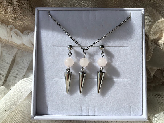 Product image 1 of 7