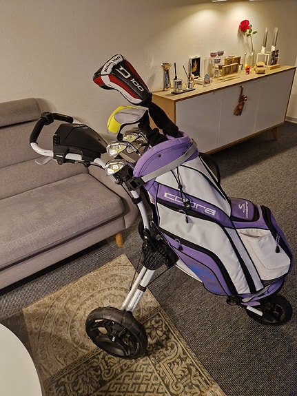 Product image 1 of 4