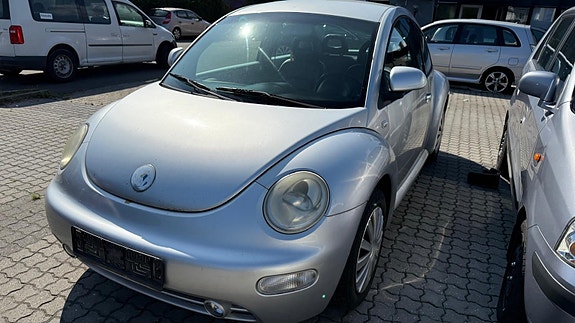 VW New Beetle
