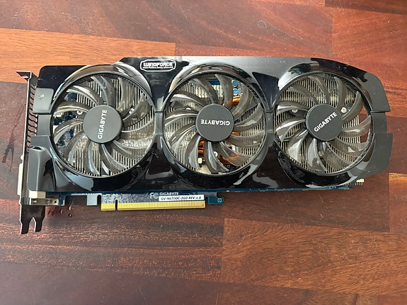 Product image 1 of 3