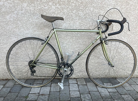 Product image 1 of 10