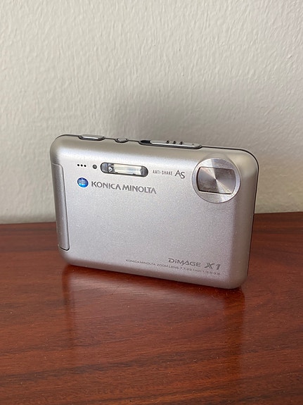 Product image 1 of 3