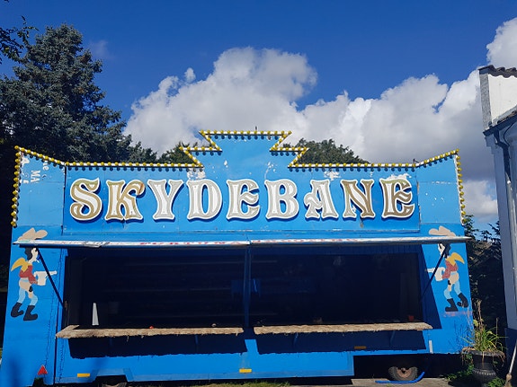 Product image 1 of 3