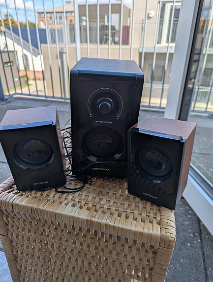 Product image 1 of 2