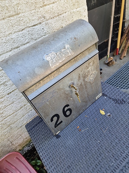 Product image 1 of 3