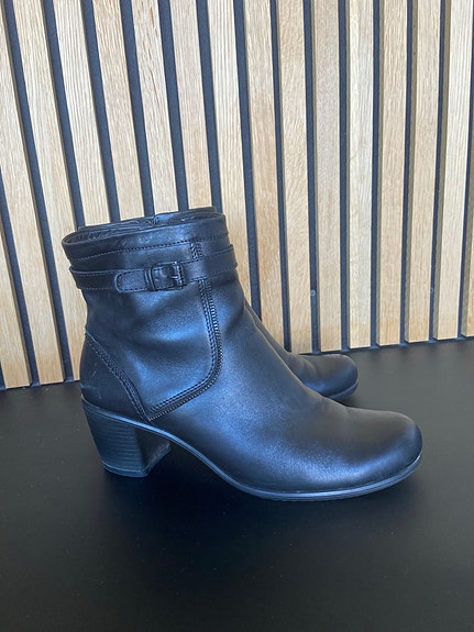 Product image 13 of 21