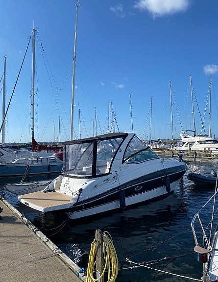 Cruisers yacht 300 CXi 2x Diesel & MANGE update de senste år!