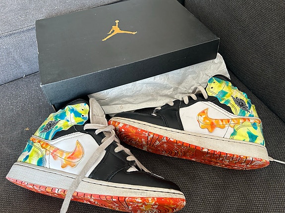 Product image 1 of 10