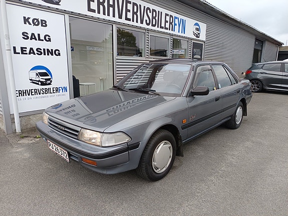 Toyota Carina II