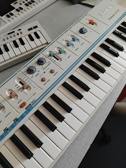 Product image 1 of 8