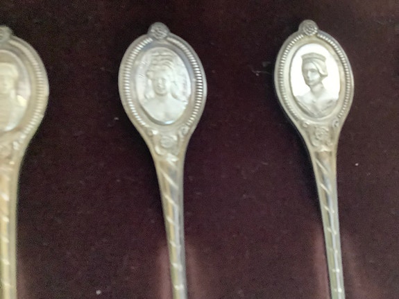 Product image 6 of 9