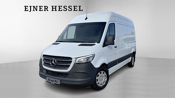 Mercedes Sprinter 215