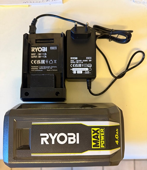 Product image 2 of 4