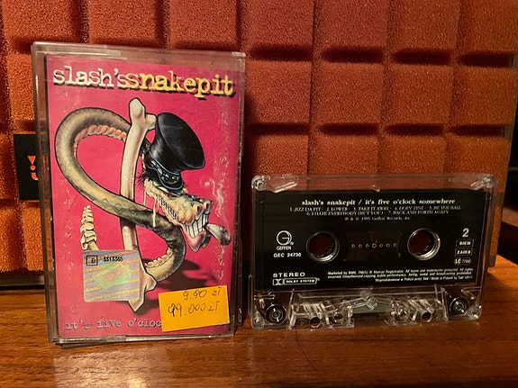 Product image 1 of 4