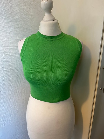 Product image 1 of 9