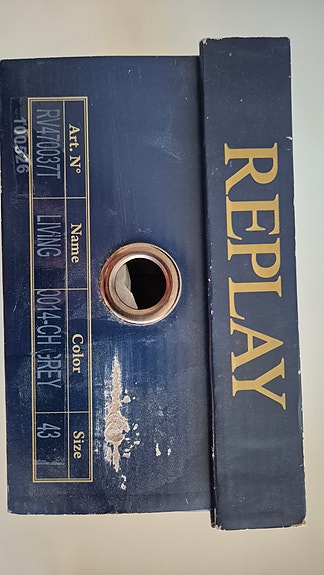 Product image 1 of 4