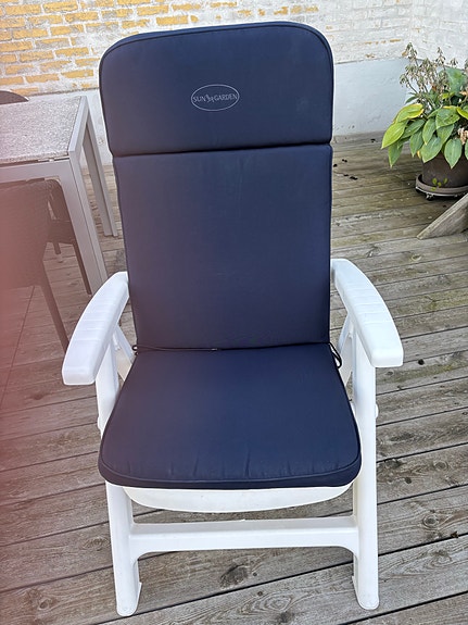 Product image 1 of 4