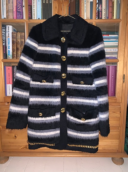 Product image 1 of 8