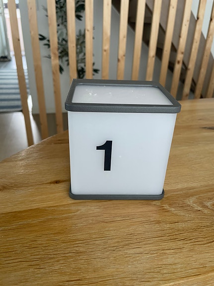 Product image 1 of 8