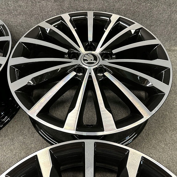 Product image 3 of 9