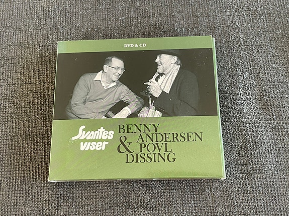 Product image 1 of 4