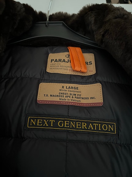 Product image 8 of 9