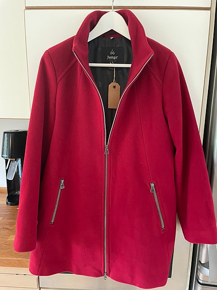 Product image 1 of 6