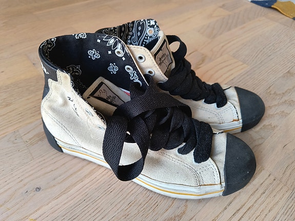 Product image 1 of 7