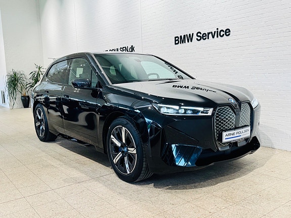 BMW iX