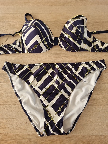 Product image 1 of 8