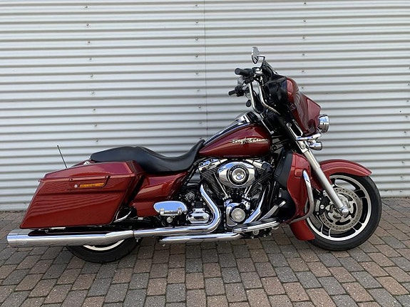 Harley-Davidson FLHX Street Glide