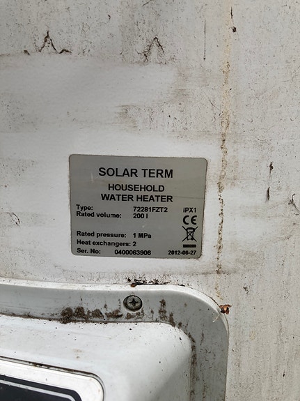 Product image 1 of 2