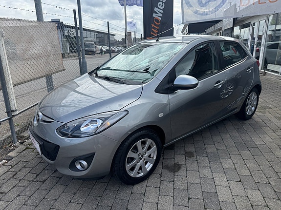 Mazda 2