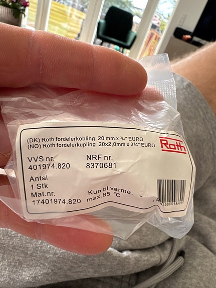 Product image 1 of 3