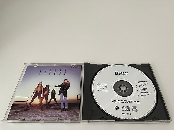 Product image 3 of 3